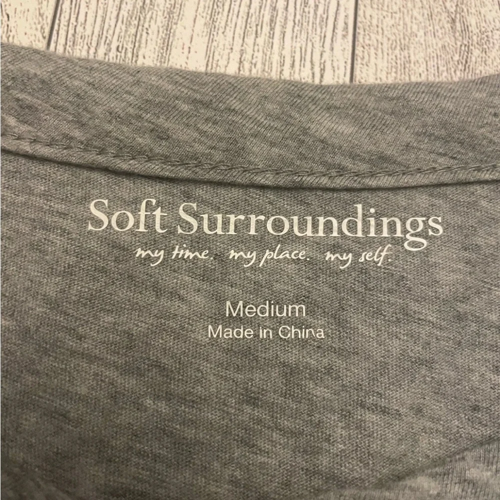 NWOT Soft Surroundings Tatum Top Relaxed 3/4 Sleeve Size M gray heather Cotton - Picture 3 of 8
